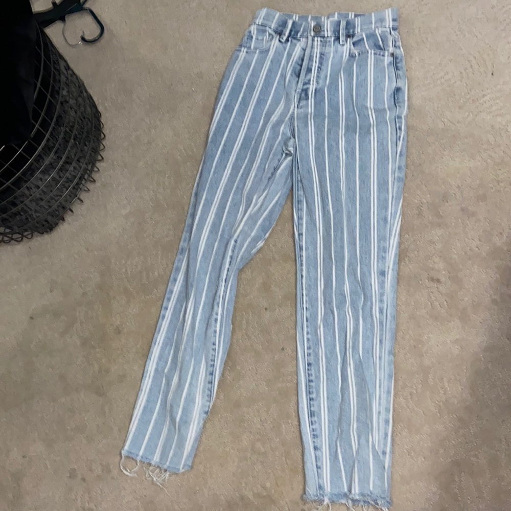 Pacsun jeans with stripes size 24 high rise pick up from house in Phoenix Az